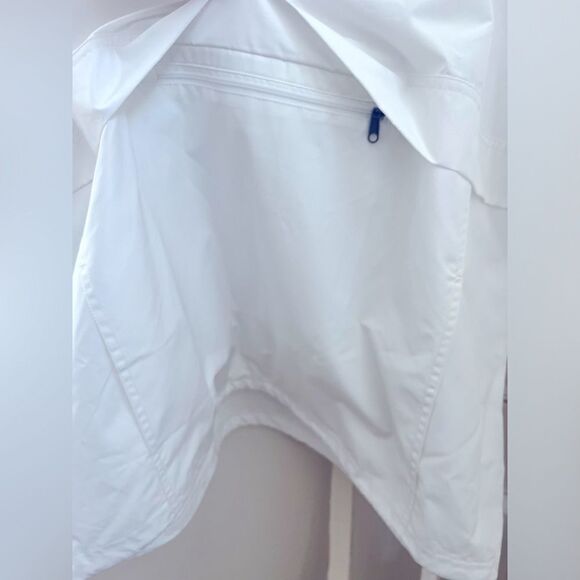 Michigan Wolverine’s White Hooded Jacket by Champion; NWT! Size Large - Picture 6 of 7